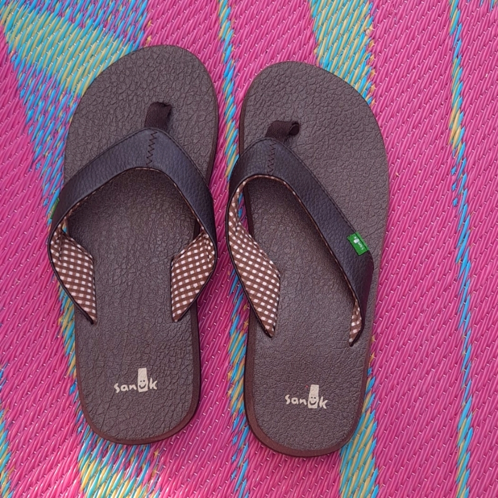 Sanuk Yoga Mat Sandals Brown